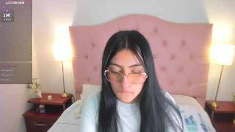 laurenn_smitth online show from 02-10-25, 03:32