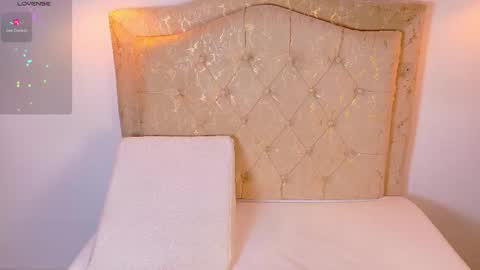 laurenn_smitth online show from 04-30-26, 12:33