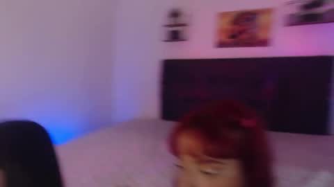 Lauren and Cristopher online show from 02-04-25, 04:37