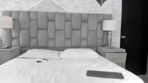 Lauren  online show from 02-14-26, 03:20