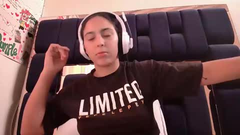 Snapshot of laurent0502 chatting on 12-09-24, 10:09 Laurent online show from 12-09-24, 10:09