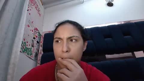 Snapshot of laurent0502 chatting on 12-11-24, 06:36 Laurent online show from 12-11-24, 06:36