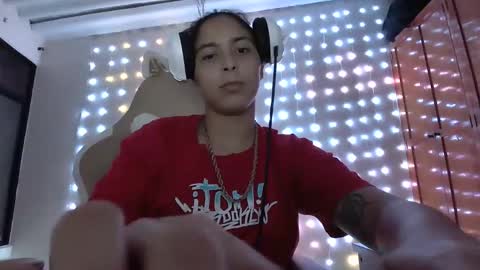 Snapshot of laurent0502 chatting on 12-14-24, 07:18 Laurent online show from 12-14-24, 07:18