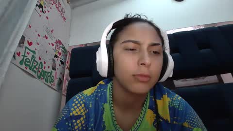 Snapshot of laurent0502 chatting on 12-17-24, 05:40 Laurent online show from 12-17-24, 05:40