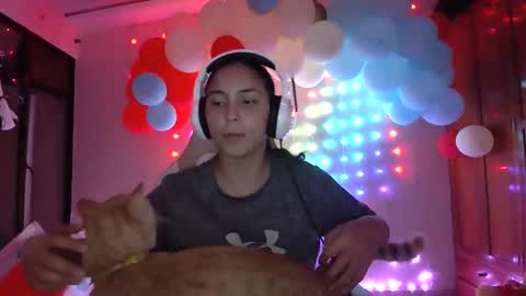 Snapshot of laurent0502 chatting on 12-18-24, 04:53 Laurent online show from 12-18-24, 04:53