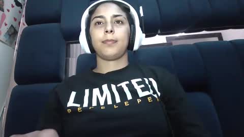 Snapshot of laurent0502 chatting on 12-19-24, 04:56 Laurent online show from 12-19-24, 04:56