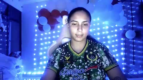 Snapshot of laurent0502 chatting on 12-21-24, 05:03 Laurent online show from 12-21-24, 05:03