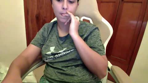 Snapshot of laurent0502 chatting on 01-12-25, 05:56 Laurent online show from 01-12-25, 05:56