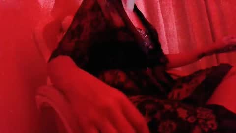 Snapshot of laurent0502 chatting on 02-02-25, 04:48 Laurent online show from 02-02-25, 04:48