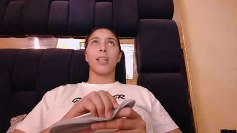 Snapshot of laurent0502 chatting on 02-18-25, 08:58 Laurent online show from 02-18-25, 08:58