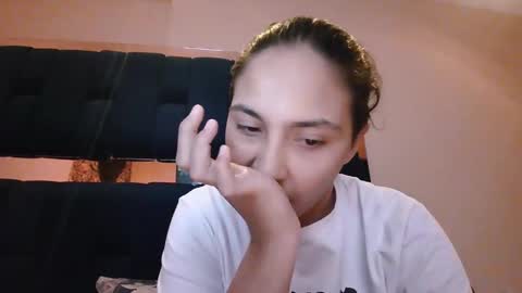 Snapshot of laurent0502 chatting on 02-19-25, 12:03 Laurent online show from 02-19-25, 12:03