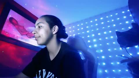 Snapshot of laurent0502 chatting on 02-23-25, 03:13 Laurent online show from 02-23-25, 03:13