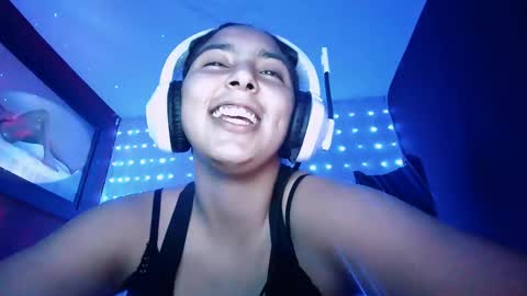 Snapshot of laurent0502 chatting on 02-23-25, 06:17 Laurent online show from 02-23-25, 06:17