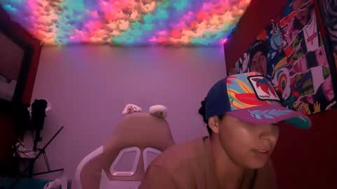 Snapshot of laurent0502 chatting on 09-10-25, 02:55 Laurent online show from 09-10-25, 02:55