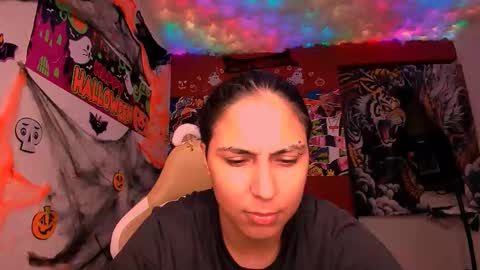 Snapshot of laurent0502 chatting on 10-21-25, 05:19 Laurent online show from 10-21-25, 05:19