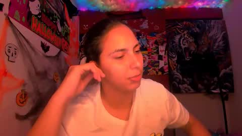 Snapshot of laurent0502 chatting on 10-22-25, 01:39 Laurent online show from 10-22-25, 01:39