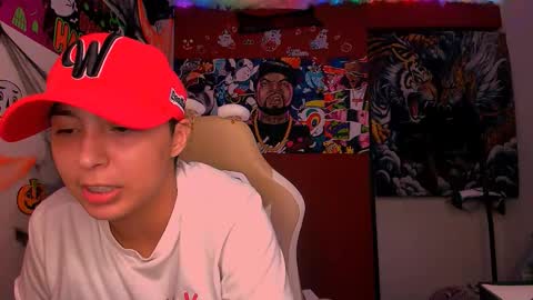 Snapshot of laurent0502 chatting on 10-24-25, 02:30 Laurent online show from 10-24-25, 02:30