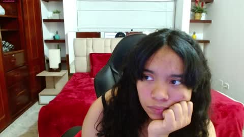 laurent online show from 01-21-25, 06:22