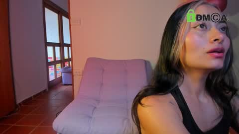 Lucie  online show from 12-19-24, 08:55