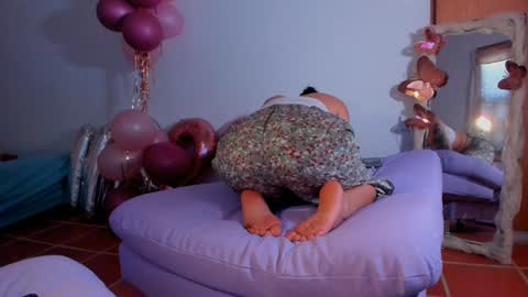 Lucie  online show from 01-08-25, 09:23