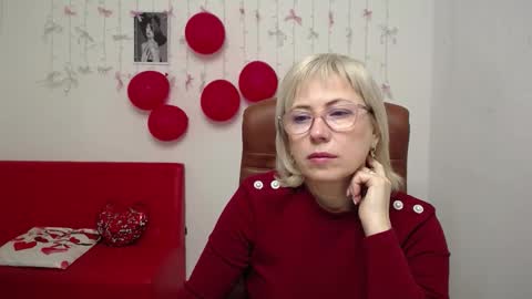 Lauren online show from 01-18-26, 05:55