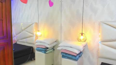 Laurent online show from 01-16-26, 10:19