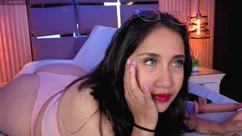 Lau Roberts online show from 03-23-26, 03:32