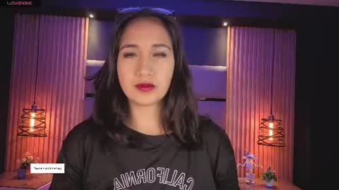 Lau Roberts online show from 06-15-26, 03:53
