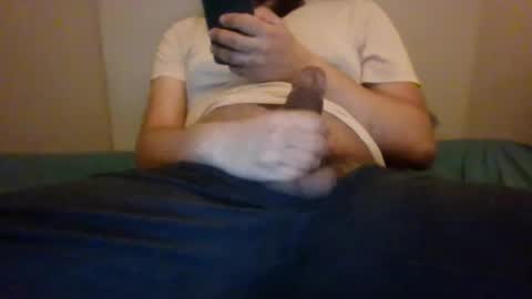 Snapshot of lautre3 chatting on 02-12-25, 06:40 lautre3 online show from 02-12-25, 06:40