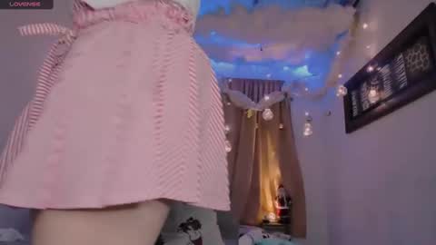 Lauu G online show from 12-18-24, 07:36