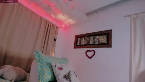 Lauu G online show from 01-28-25, 03:15