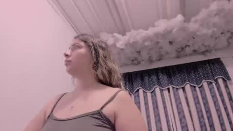 Lauu G online show from 11-12-25, 09:42