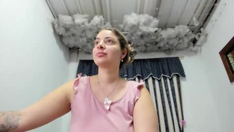 Lauu G online show from 05-20-26, 09:26