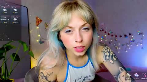 Melissa online show from 09-18-25, 01:02