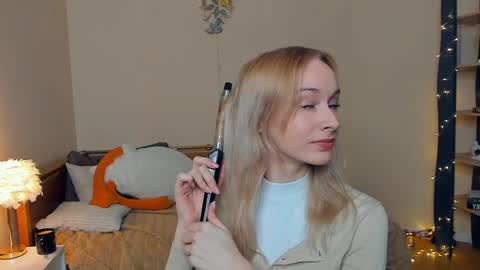 Snapshot of lavernewendland chatting on 03-28-26, 07:30 lavernewendland online show from 03-28-26, 07:30