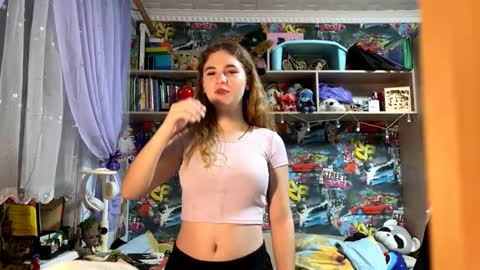 Snapshot of lavernmetelko chatting on 01-17-26, 09:51 Alice online show from 01-17-26, 09:51