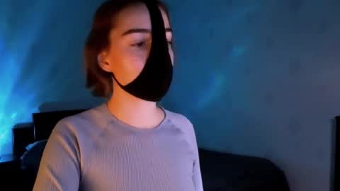 Lavinda online show from 11-14-25, 04:38