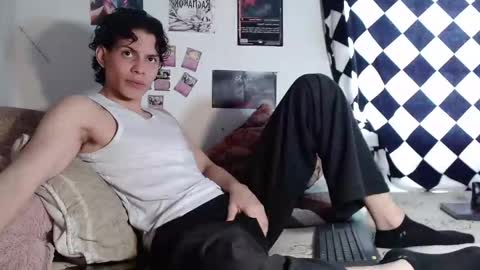 Snapshot of lax777_ chatting on 02-15-26, 04:03 ZAmbrano online show from 02-15-26, 04:03