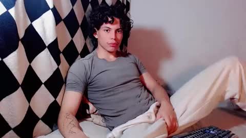 Snapshot of lax777_ chatting on 04-02-26, 02:53 ZAmbrano online show from 04-02-26, 02:53