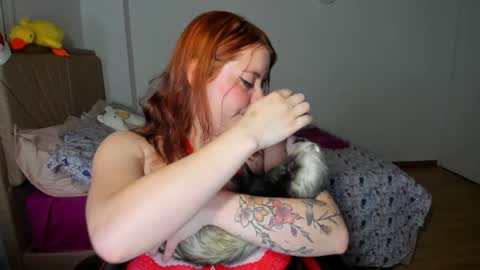 Snapshot of lay_lah chatting on 01-10-25, 03:18 laylaah online show from 01-10-25, 03:18