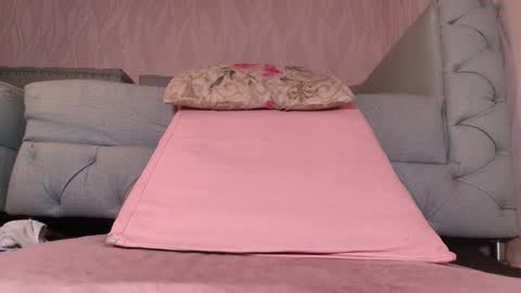 Lay Madison  online show from 12-29-24, 10:14