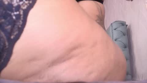 Lay Madison  online show from 11-11-25, 07:36