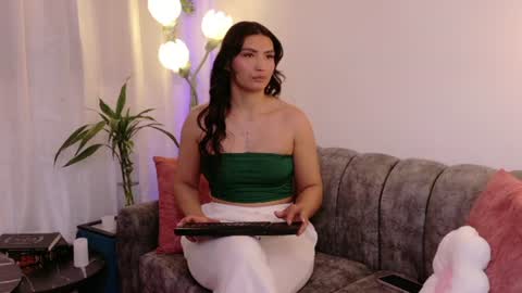 laya online show from 08-03-26, 04:11