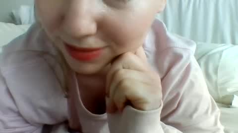 layannalea online show from 12-16-24, 08:05