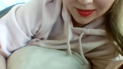 layannalea online show from 01-15-25, 10:35