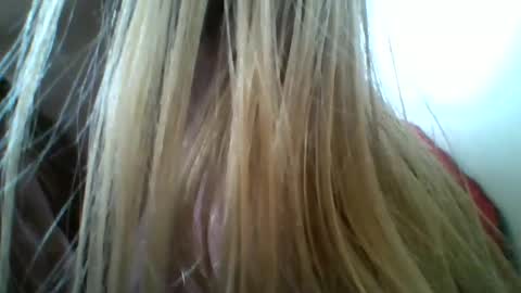 layannalea online show from 03-04-25, 09:43
