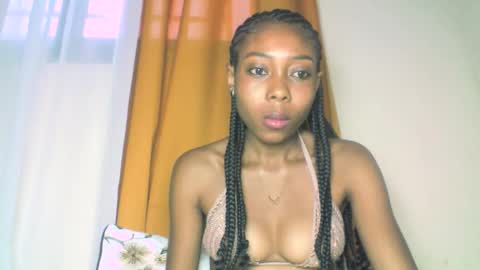 layannek online show from 10-21-25, 02:45