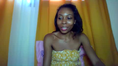 layannek online show from 12-19-25, 08:10