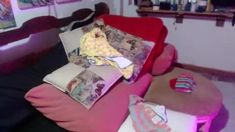 Snapshot of laye19 chatting on 12-01-24, 11:04 Laye19 online show from 12-01-24, 11:04