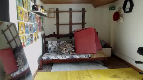 Snapshot of laye19 chatting on 02-06-25, 06:02 Laye19 online show from 02-06-25, 06:02